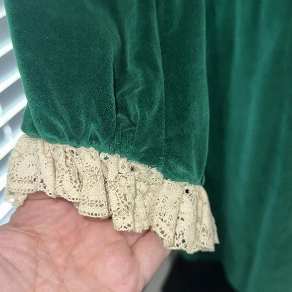 Vestido vintage de terciopelo verde años 60 con encaje crema - talla pequeña (aprox.) Foto 4 de 4