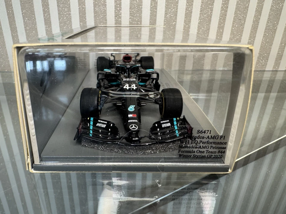 Spark 1:43 S6471 Mercedes AMG W11 Winner Styrian GP 2020 Lewis Hamilton #44 - Immagine 2 di 4