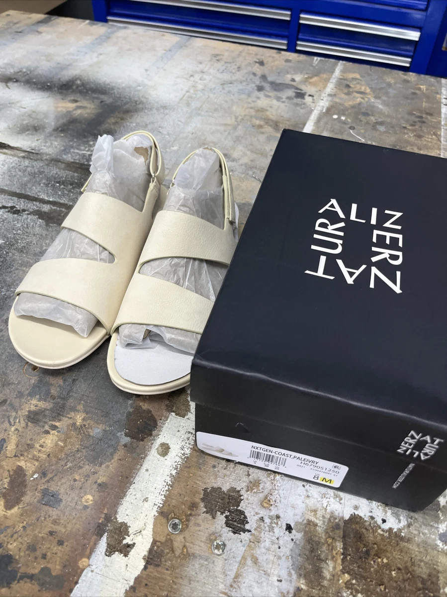 Naturalizer shelby sandal clearance