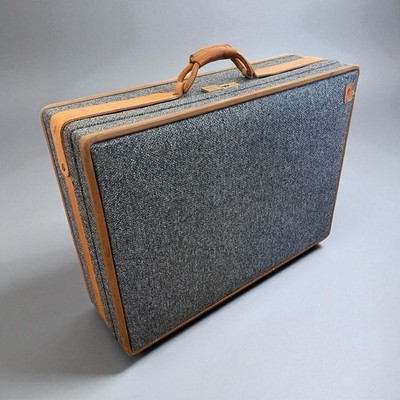 Vintage Hartmann Tweed Suitcase 26  Luggage Case Leather Trim & Handle Decor