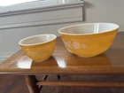 Pyrex Vintage Mixing Bowl Set Butterfly Gold 401/403, 2 Nesting Bowls