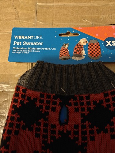 YT2- Vibrant Life Buffalo Plaid Dog Sweater Black and Red Size XS among Labrador - Picture 3 of 3