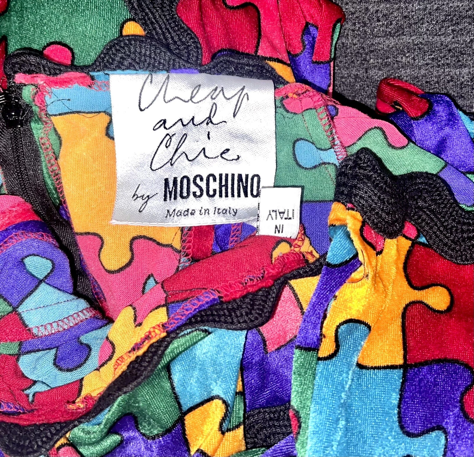Abito con puzzle vintage in velluto MOSCHINO economico e chic degli anni '90 taglia 8
