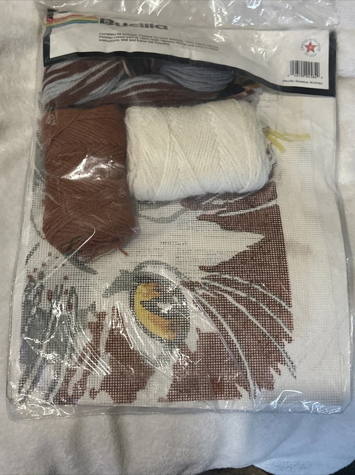 Bucilla Ojos de Gato Nuevo Sin Abrir Punta de Aguja De Colección 11 In Cuadrado Almohada Imagen Brent Foto 2 de 4