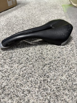 Selle Italia Novus Flow Saddle Black