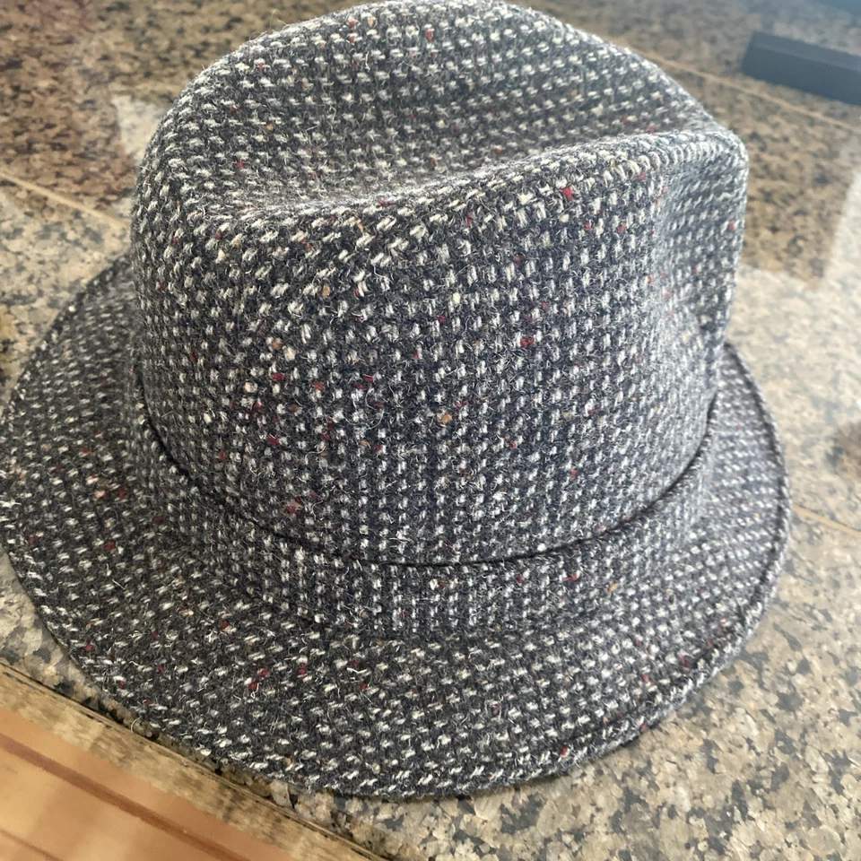 Vintage Pendleton 100% Pure Virgin Wool Gray Houndstooth Trilby Hat. Size 7 3/8 - Image 3 of 4
