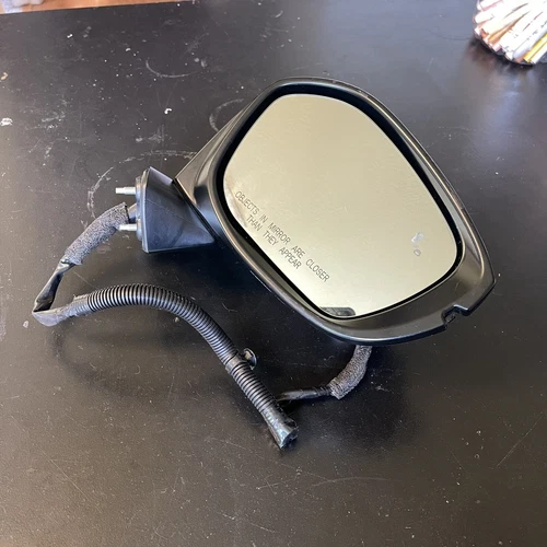 23 24 25 Honda CRV Rear View Mirror w/Blind Spot Heated Right Hand Genuine OEM