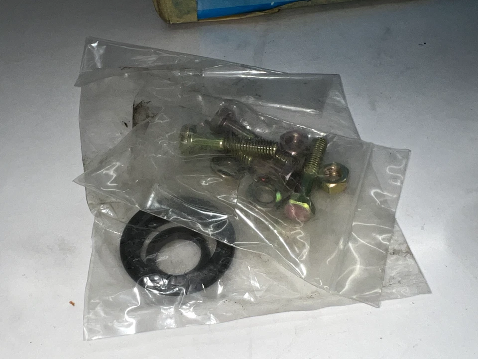 Bomba de agua para vagón sedán Volvo 760 340 360 240 2,0-2,3 L 1974-1989 275619 C1-8 NOS Foto 2 de 4