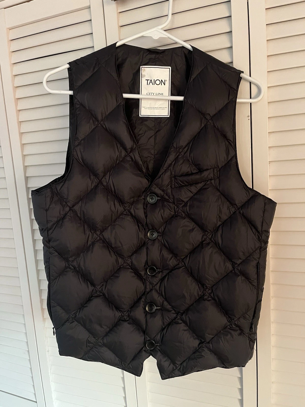 TAION City Line For Formal & Business Down Dress Vest Black Sz Asia L US Medium - product detail image 1