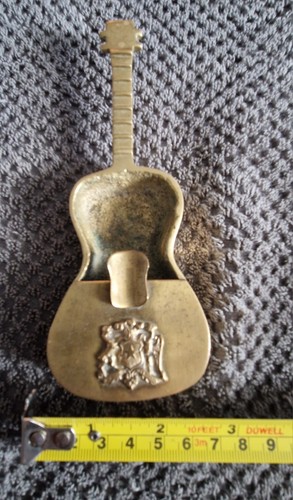 OLD VINTAGE BRASS ASHTRAY GUITAR - Imagen 8 de 13