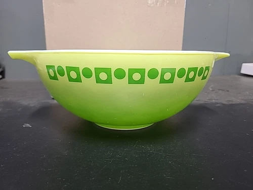 Vintage Pyrex 444 Cinderella Mixing Bowl Green Dots and Squares Promotional