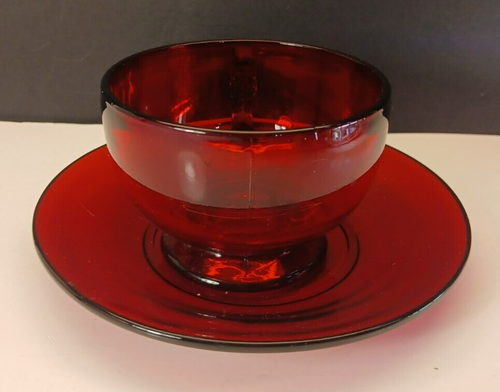 Vintage Anchor Hocking Royal Ruby R1700 Cup & Saucer - Picture 2 of 7
