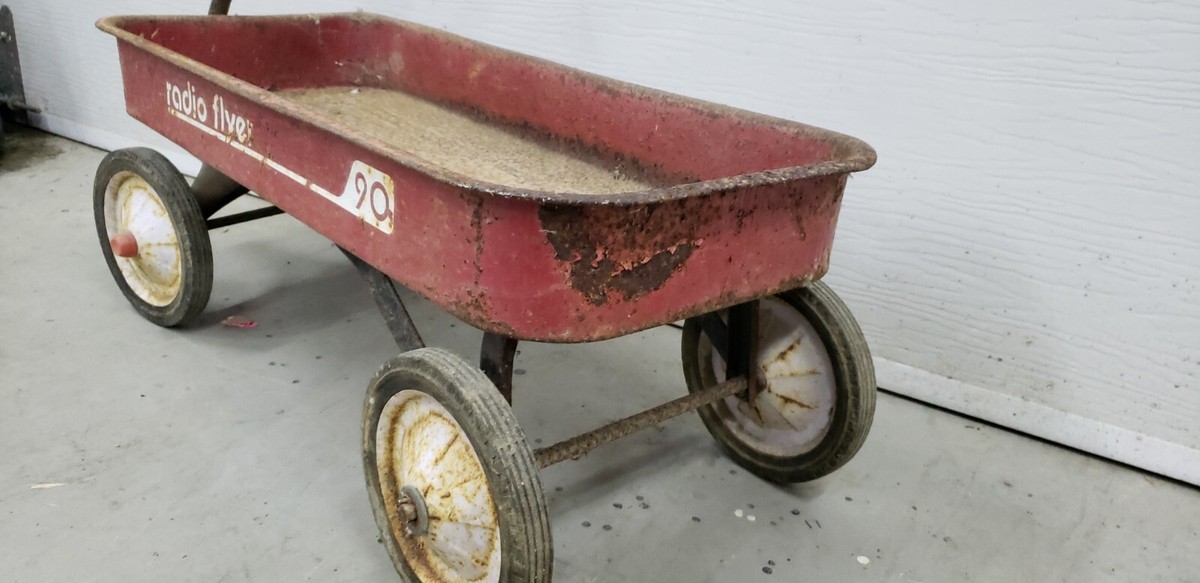 VINTAGE RADIO FLYER 90 RED WAGON, METAL, 34
