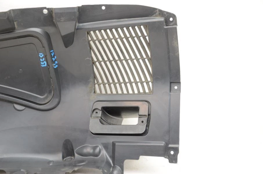 2012-2019 BMW 640I Gran Coupe Passenger Right Front Wheel Well Fender Liner - Изображение 2 из 4