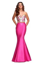 Zoey Grey Two-Piece Fuchsia Floral Rhinestone Skirt Set size 6 $299