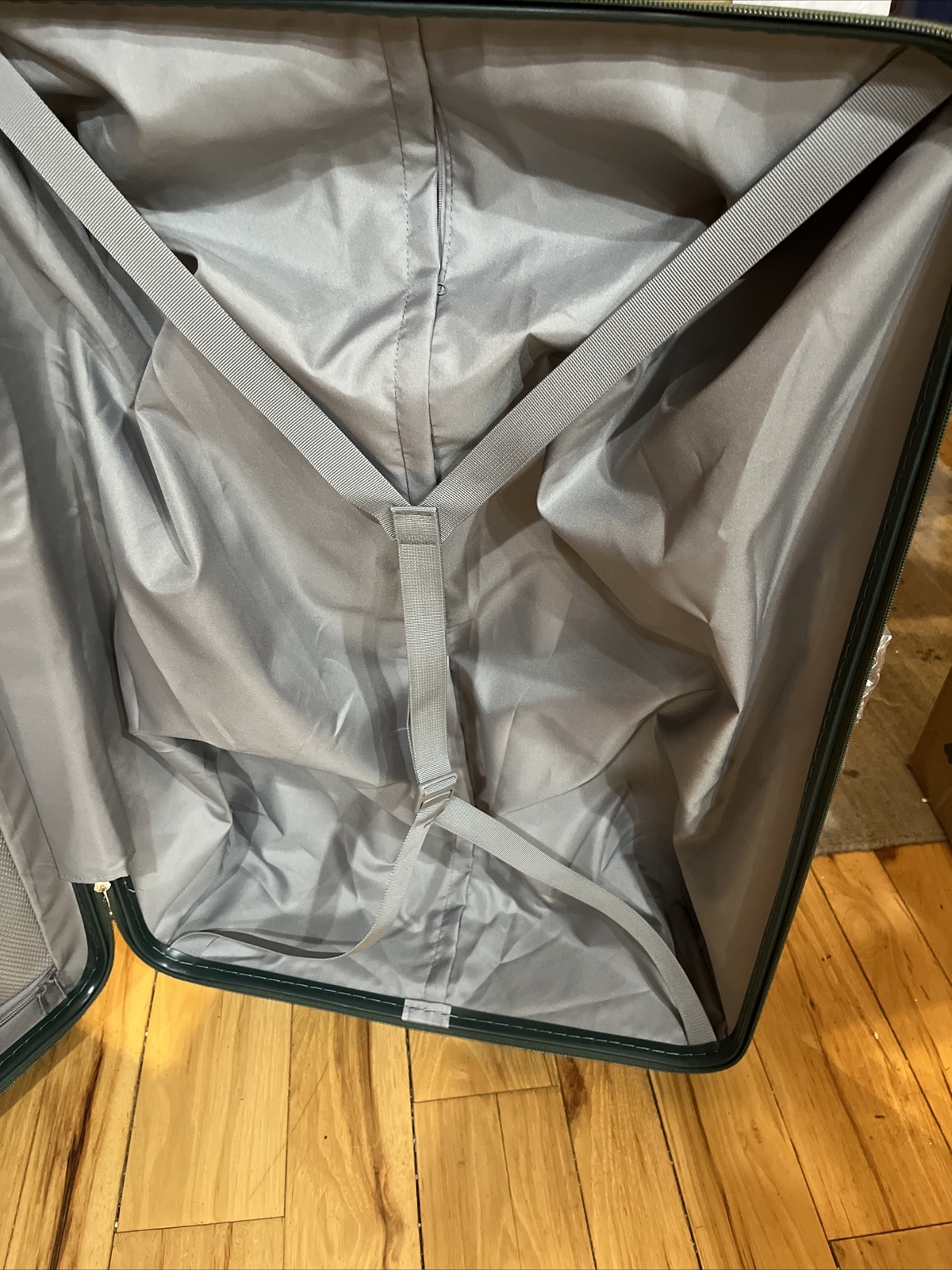 Hanke Polycarbonate 29&rdquo; Checked-in Large Luggage Green New Hard Case
