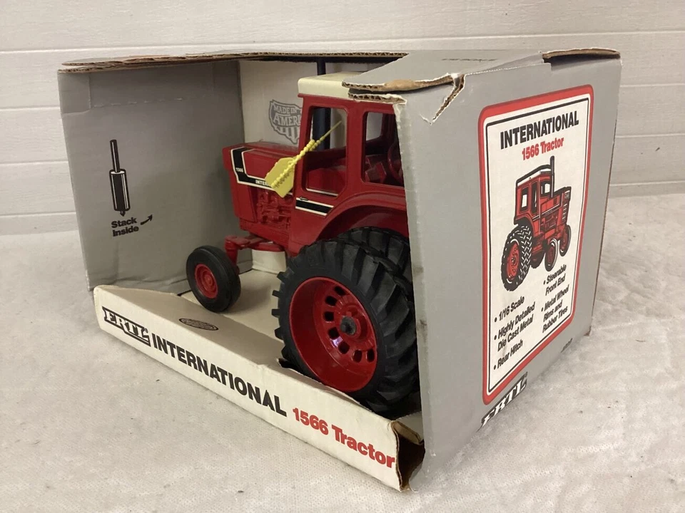 VTG Ertl International 1566 Special Edition 1991 1/18 Scale Diecast NOS USA - Image 3 of 4