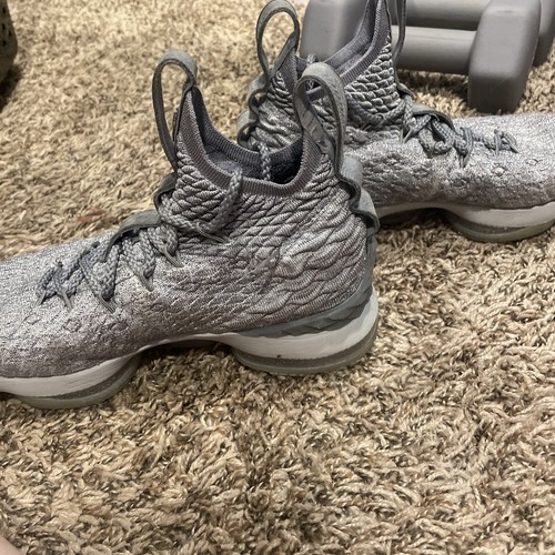 Size 6 - Nike LeBron 15 City Edition 2017 EUC - Picture 2 of 7