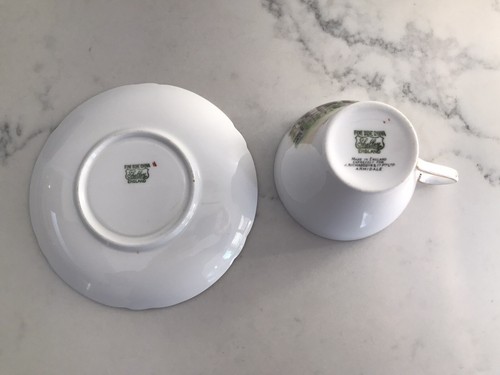 VINTAGE SHELLEY CUP/SAUCER "UNIVERSITY OF NEW ENGLAND ARMIDALE" VERY SMALL - Picture 9 of 11