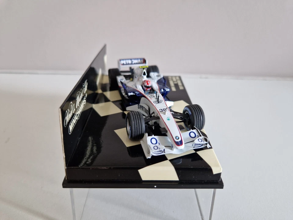 Minichamps 1/43 BMW Sauber F1.06 R. Kubica - Test Driver 2006 - 400060038 - Immagine 2 di 4