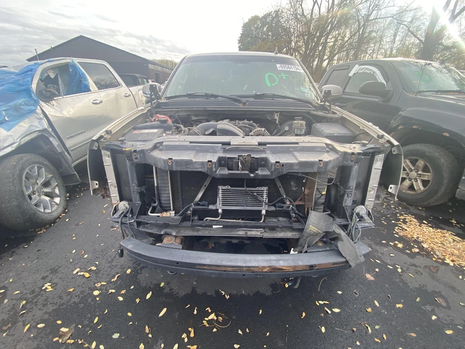 Rear Axle Assembly CADILLAC ESCALADE 07 08 09 10 11 12 13 14 Foto 2 de 4