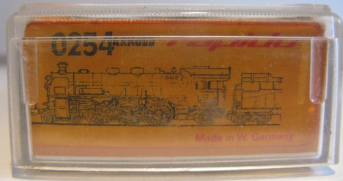 Arnold N Gauge 0254 DB Black & Red 4-6-2 Class BR 18 408 Steam Loco + Lights - Picture 15 of 15