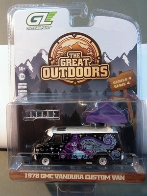 1978 GMC Vandura Custom Van The Great Outdoors  4 - Greenlight 1:64 - # 38080-C