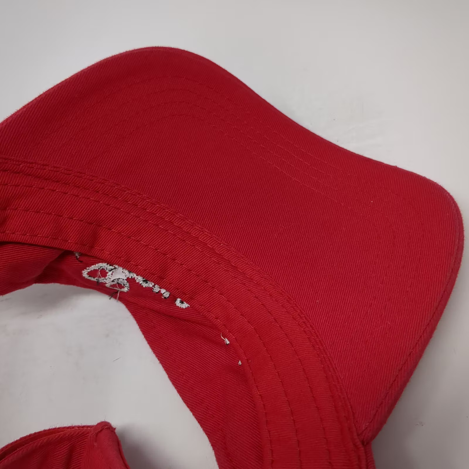 Red Black Visor One Size Strapback Adjustable Emb… - image 8