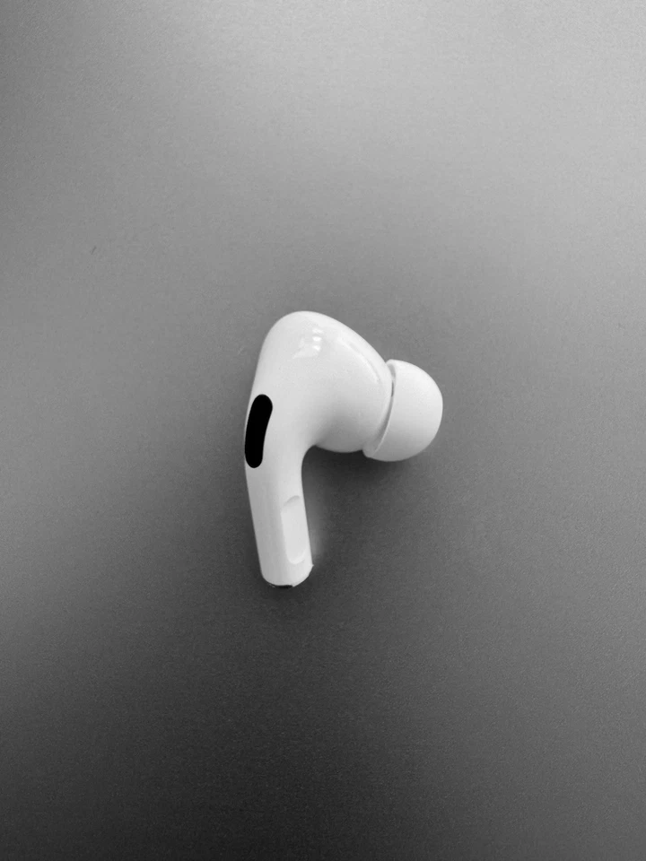 Genuine Apple AirPod Pro 1st Gen Right Earbud Replacement A2083 ⭐️ ⭐️ ⭐️ ⭐️ ⭐️ - Image 3 of 4