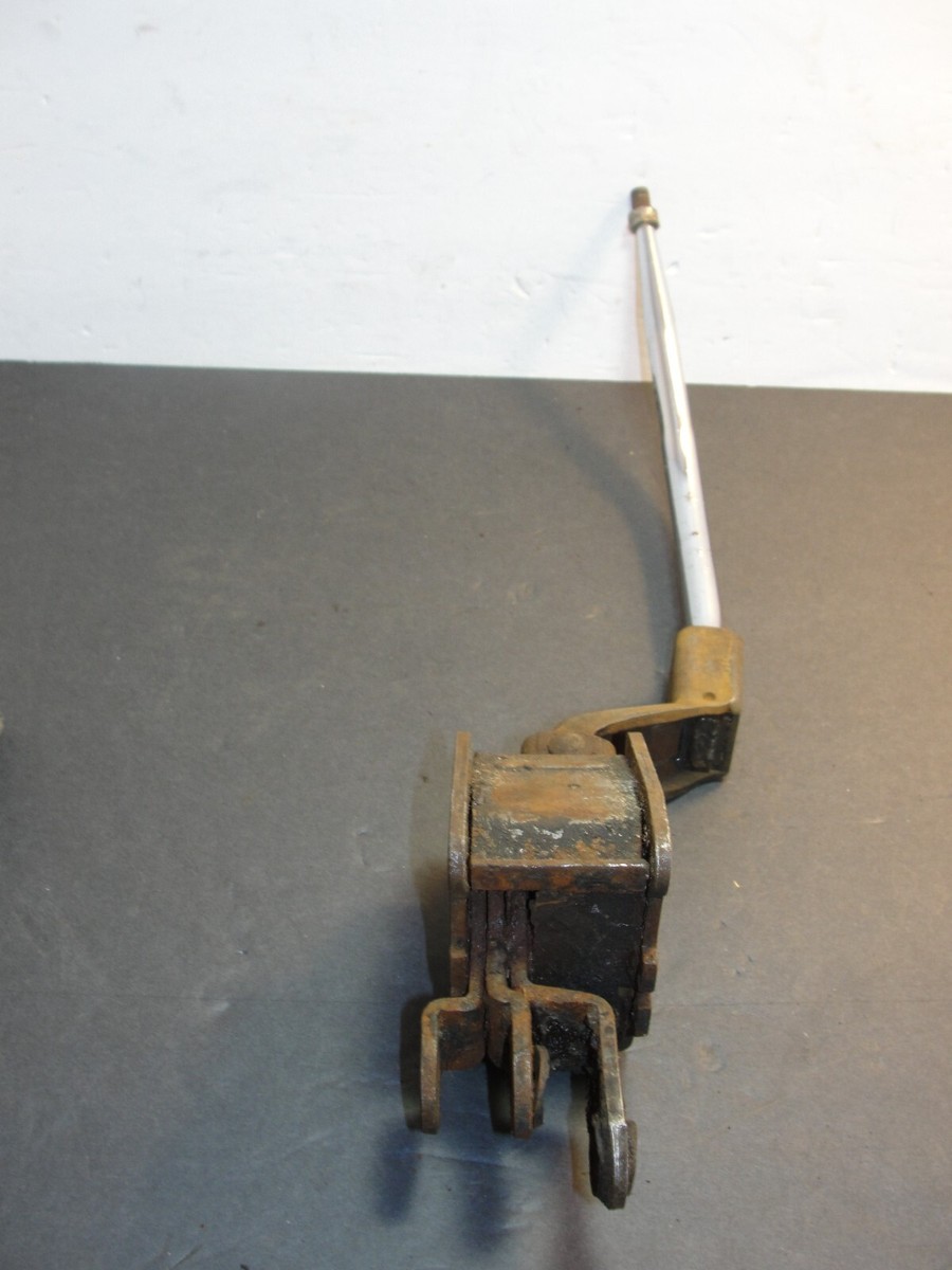 1969 Camaro Hurst Factory Original GM Shifter 6 8B2 # 3138