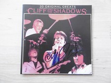 Cliff Richard Autogramm signed CD Booklet "Cliff And The Shadows - 20 O. Greats"