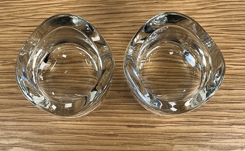Pair Of Clear Glass 2 inch Wavy Candle Holders - Picture 6 of 8