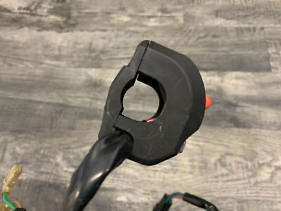 Kawasaki 2000-2005 ZX12R Ninja OEM Right Handlebar Start