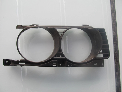 BMW 530 E34 Grill / Kühlergrill / vorne rechts 5113-8 148 312.9