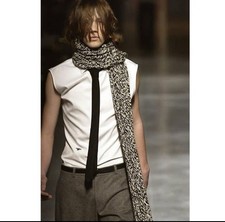 Christian Dior paris 2004 by Hedi Slimane White sleeveless BEE shirt size 12