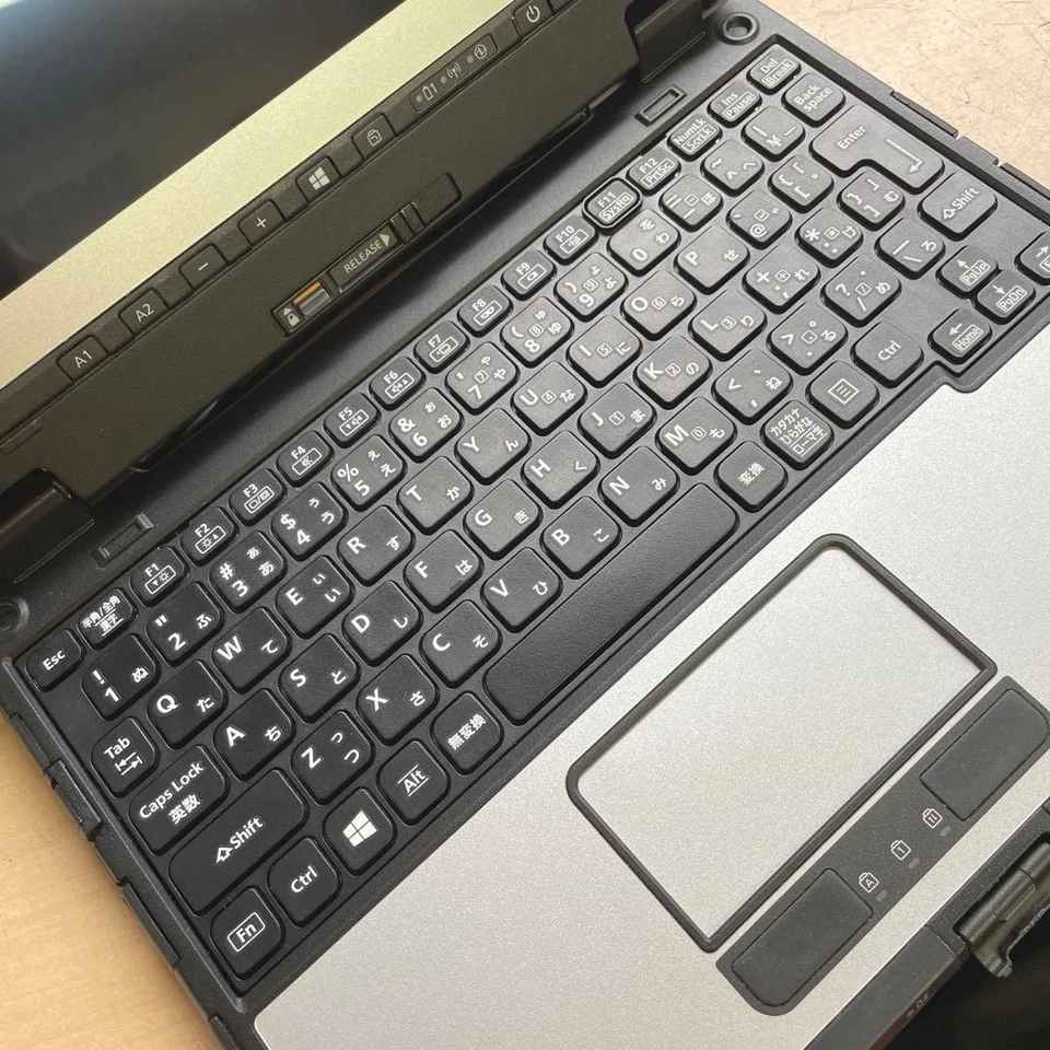 Panasonic Toughbook CF-20A Core m5-6Y57 1.10GHz 128GB SSD 4GB RAM Windows 10 Pro - Image 4 of 4