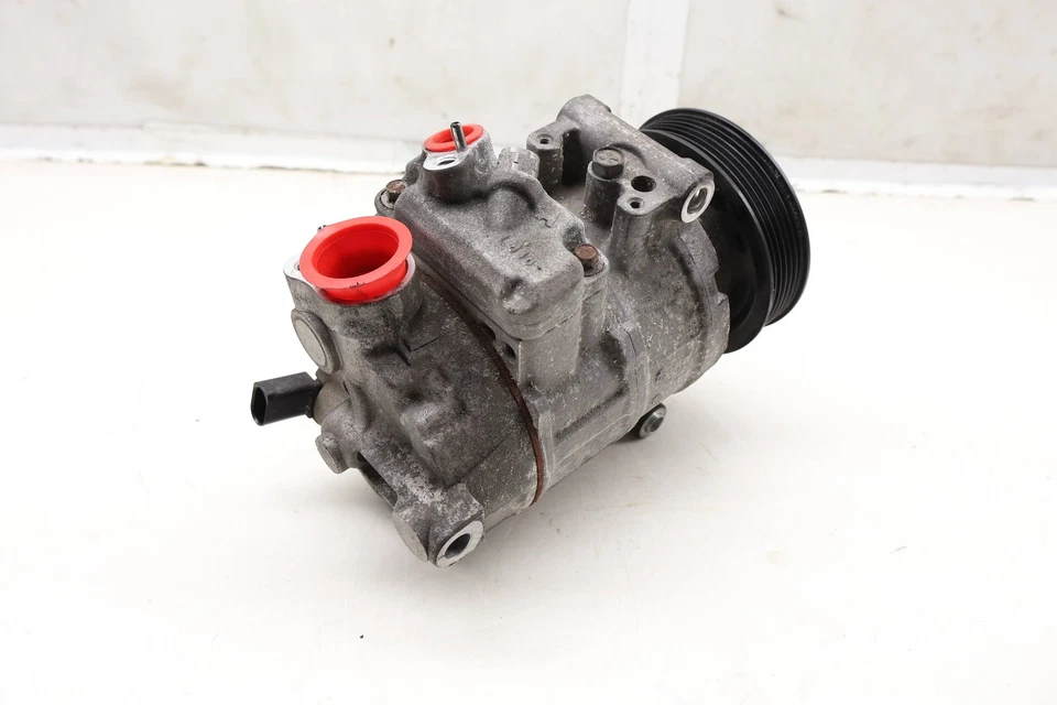 AUDI TT QUATTRO 2007-2015 - Compresor de aire acondicionado 8J0260805 Foto 2 de 4