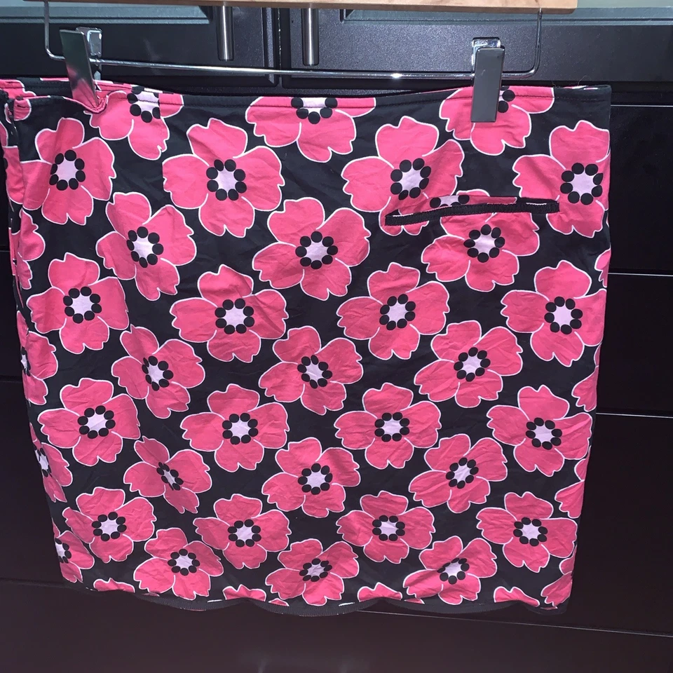 NUEVO CON ETIQUETAS GOLFTINI Pantalón Corto de Golf Rosa Negro Floral WANDERLUST 8L Foto 2 de 4