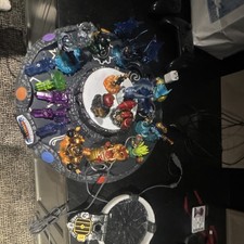 13 Sky landers Trap Team Interchangeable Characters Figure with Portals, Figures