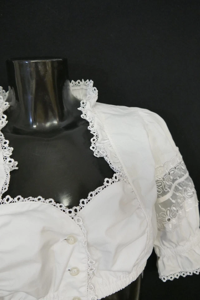 Gr.34 Dirndlbluse weiß Bluse für Dirndl Stockerpoint mit Spitze Stickerei B11179 - Bild 2 von 4