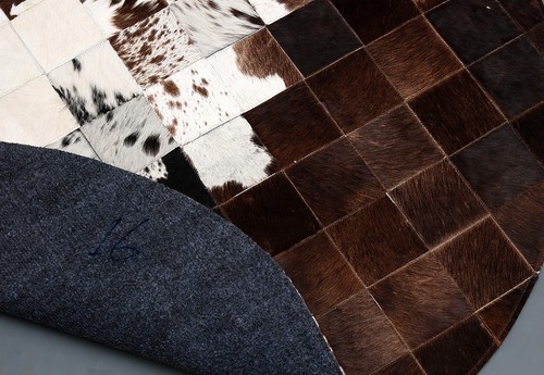 Cowhide Round Patchwork Carpet Handmade Cowhide Carpet Home Décor Cow Skin 16 - Picture 6 of 6