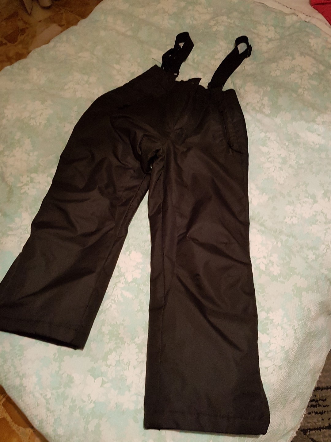 Foto 1 di 4
