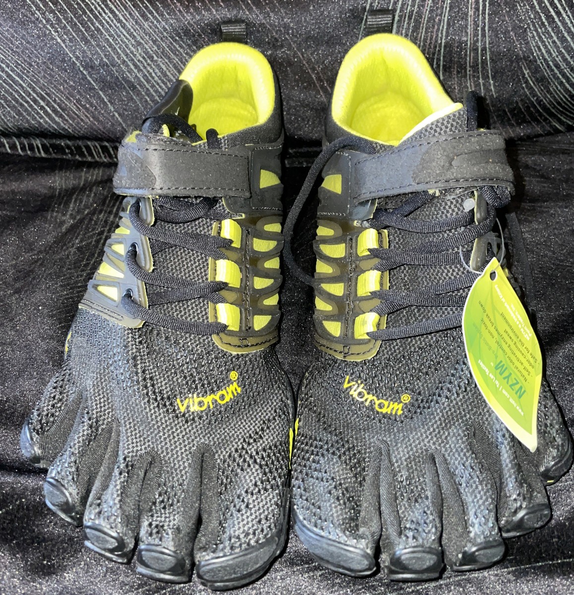 ビブラム ファイブフィンガーズ V-Train 17M6602 NEW NWT Vibram FiveFingers V-Train Black/Green Men's Size US
