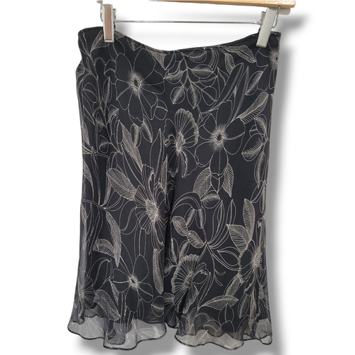 Maggy London women's petite black floral lined midi skirt - 10P
