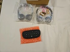 23232900 Wireless Headphones - Pair 2 New OEM GM Rear Entertainment W/ Remote