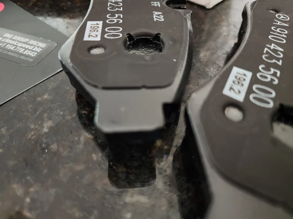 A9104207300 MERCEDES-BENZ OEM/NUEVO PASTILLAS DE FRENO TRASERO Y FORRO G500-550 SPRINTER ENG Foto 4 de 4