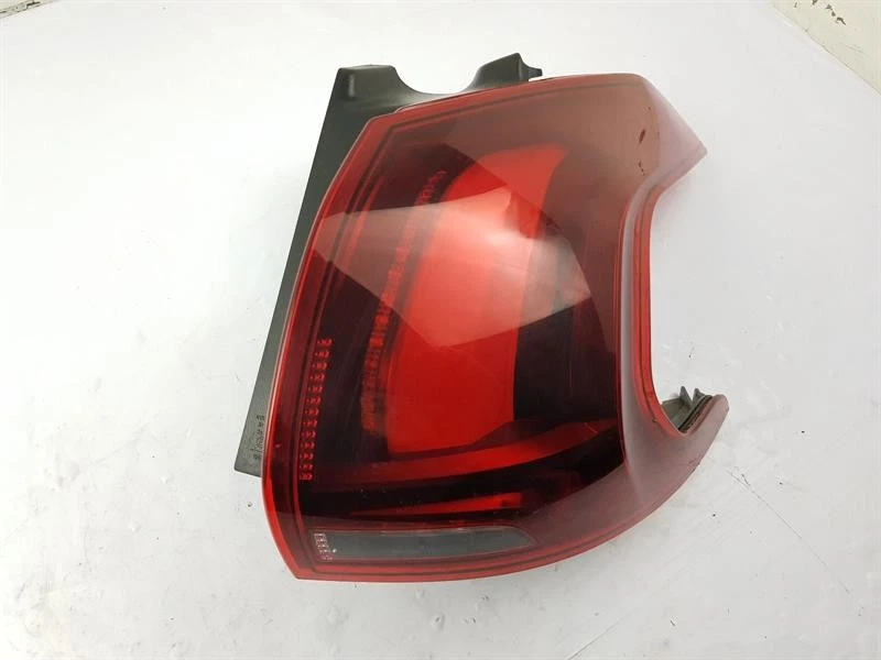 Peugeot 2008 2017 luz trasera derecha lado del conductor 5 puertas hatchback 9814745980 Foto 3 de 4