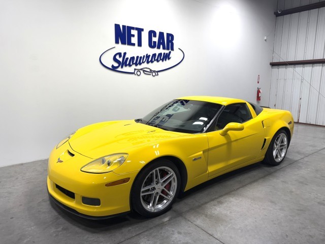 2007 Yellow Chevrolet Corvette   | C6 Corvette Photo 5