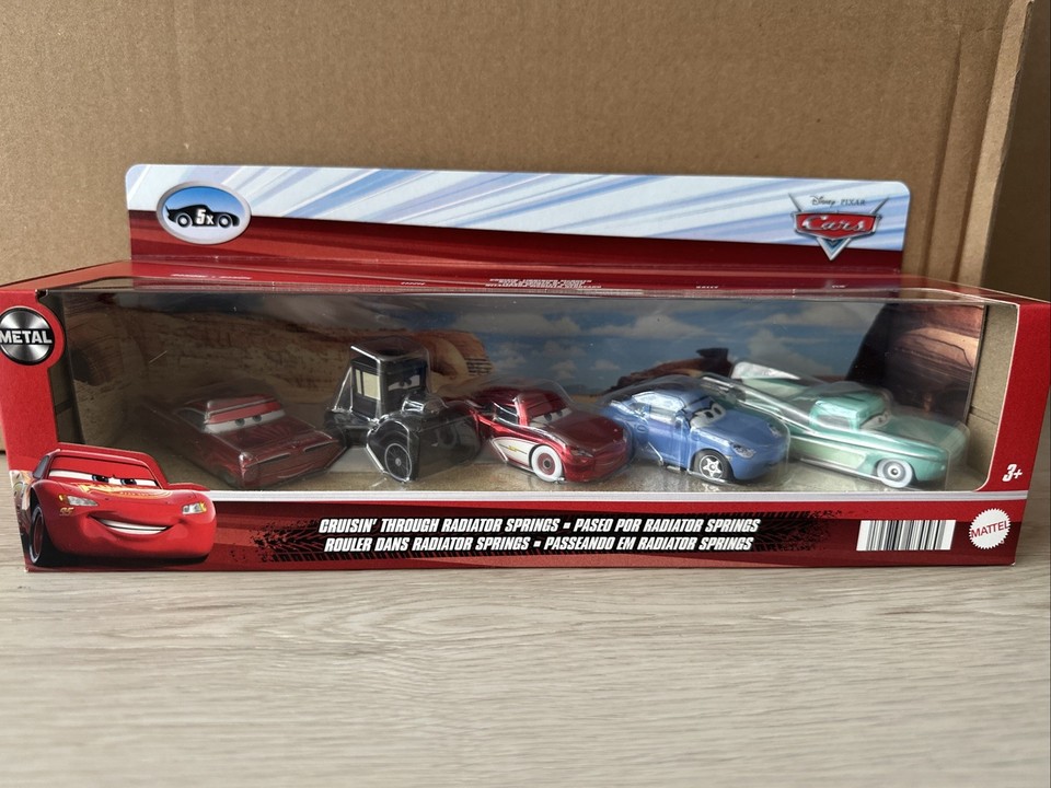 Disney Pixar Cars Tokyo Race 5 Pack & Crusin' Through Radiator Springs ...