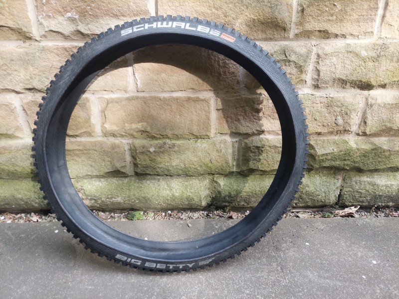 29" 2.4 Schwalbe Big Betty Super Gravity Addix Soft EVO tubeless tyre Enduro MTB